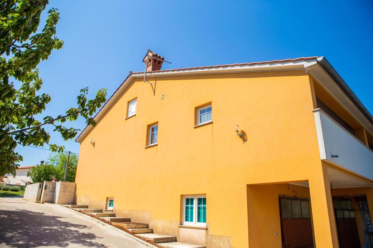 Holiday Home Labud Žminj Esterno foto